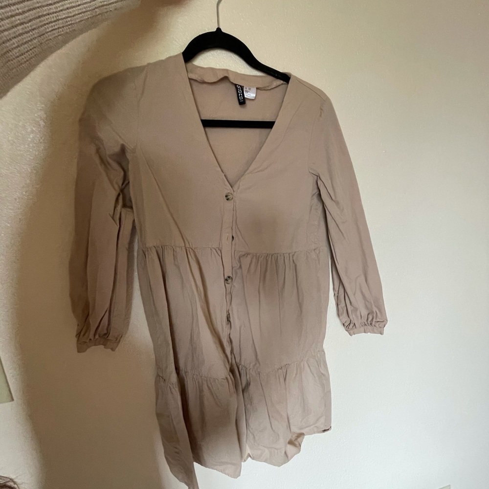Tan long sleeve dress with buttons